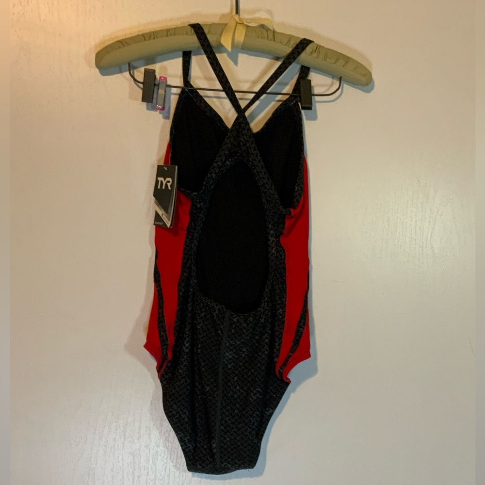 TYR DIAMONDFIT RACING SWIMSUIT NWT - Picture 2 of 9
